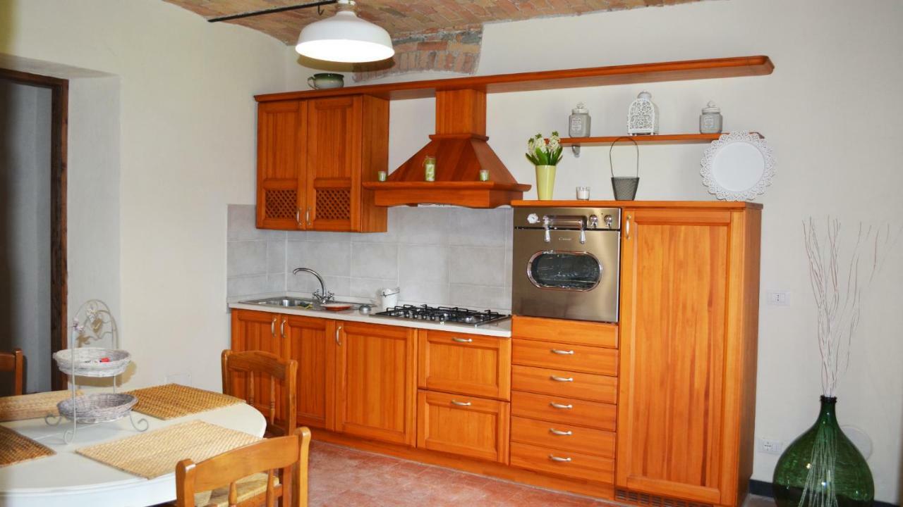 Agriturismo "Veritas" Bed & Wine Casaleggio Boiro Exteriér fotografie