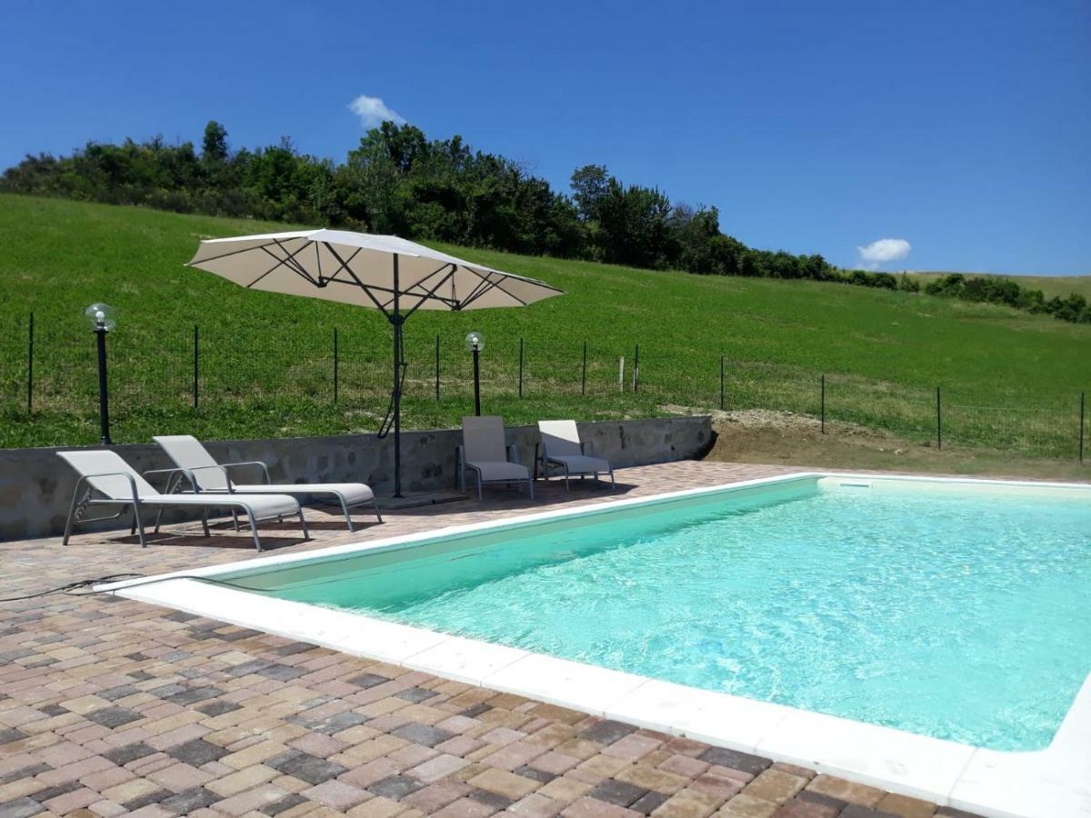 Agriturismo "Veritas" Bed & Wine Casaleggio Boiro Exteriér fotografie